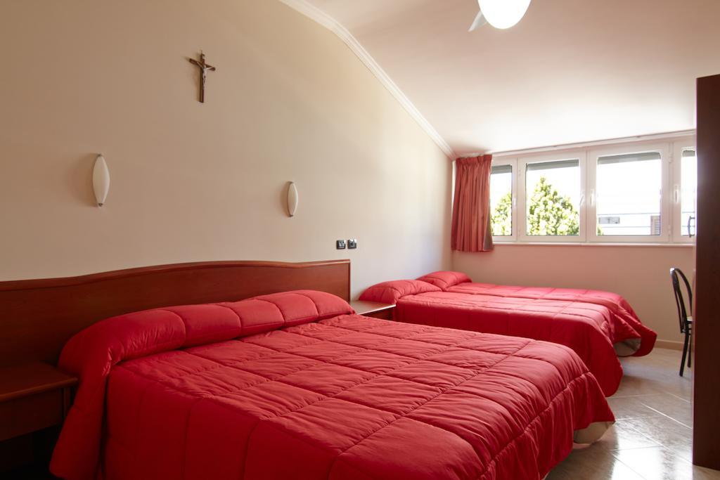 Albergo Villa Bianca San Giovanni Rotondo Room photo